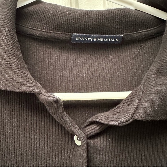 Brandy Melville Collared Buttoned Cardigan - Picture 3 of 3